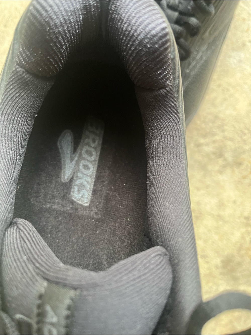 Brooks Men's Black Athletic Lace-Up Sneakers - Picture 6 of 9